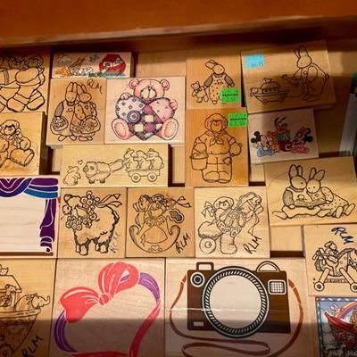 Sale Photo Thumbnail #39: Stamps all new 