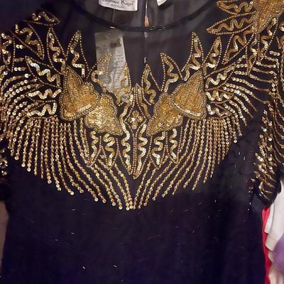 Sale Photo Thumbnail #132: Clothing 