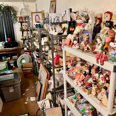 Sale Photo Thumbnail #154: Doll room 