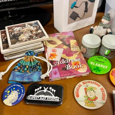 Sale Photo Thumbnail #183: Misc decor 