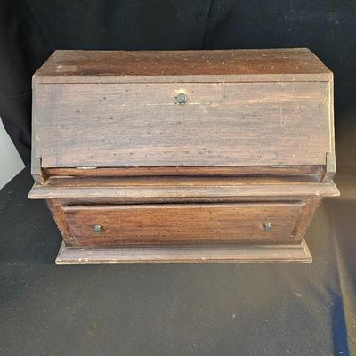 Pair of Vintage Wooden Boxes (O-JS)