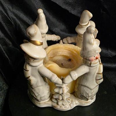 Vintage Ceramic Snowmen Candleholder – Whimsical Winter Decor