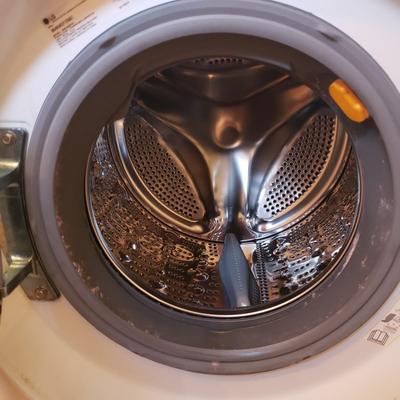 LG Inverter Direct Drive Washer/Dryer Combo (D-KD)