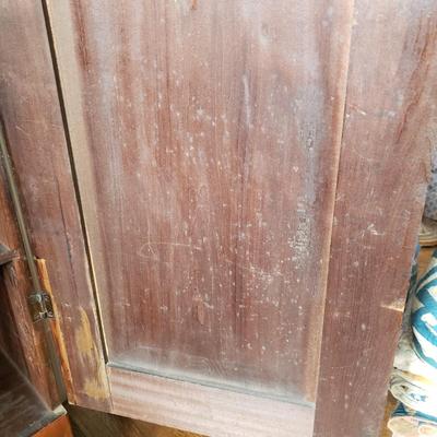 Tall Wooden Wardrobe (LR-KD)