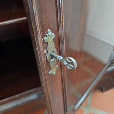 Brandt Mahogany Corner Cabinet (O-JS)