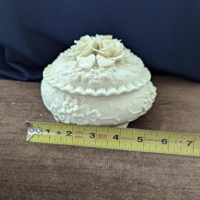 Victorian style porcelain bisque trinket box.