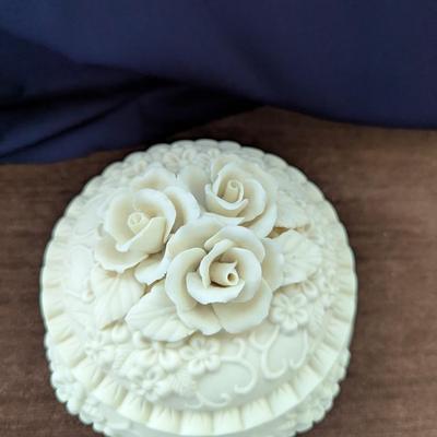 Victorian style porcelain bisque trinket box.