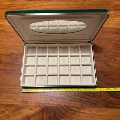 Sale Photo Thumbnail #489