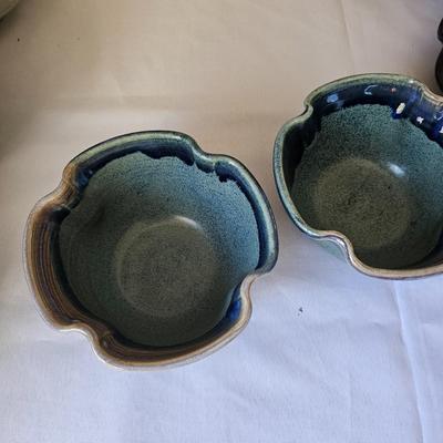 Assortment of Stoneware Bowls, Crocks & Cups (O-JS)