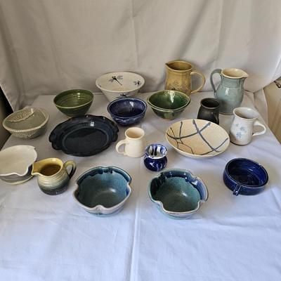 Assortment of Stoneware Bowls, Crocks & Cups (O-JS)