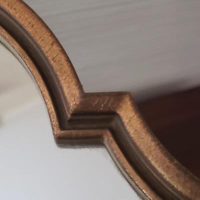 Antique Style Phone and Turner Wall Mirror (D-KD)