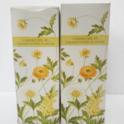 Avon Buttercup Candlestick Moonwind Cologne Vintage Floral Milk Glass Style Bottle With Box