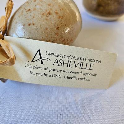 Robin Cage Pottery & More (O-JS)