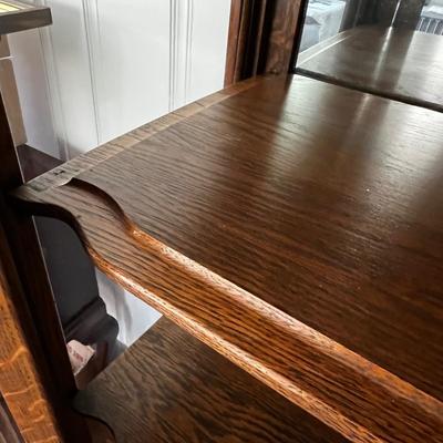 Tiger Oak Glass Front Bookcase w/ Carved Columns (DR-RG)