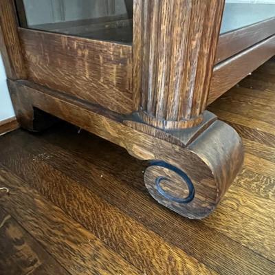 Tiger Oak Glass Front Bookcase w/ Carved Columns (DR-RG)