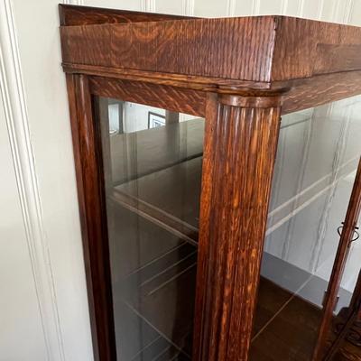 Tiger Oak Glass Front Bookcase w/ Carved Columns (DR-RG)