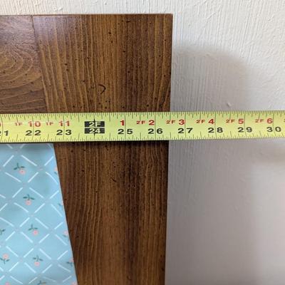 Dresser with Mirror (mirror is not attached)