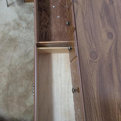 Dresser with Mirror (mirror is not attached)