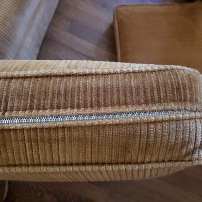 Clyde Pearson Gold Corduroy Chair (D-KD)