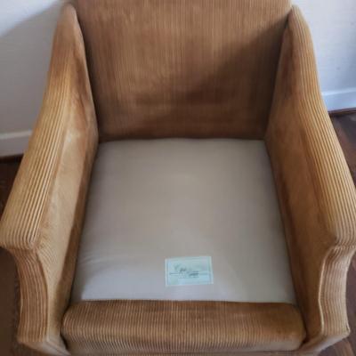 Clyde Pearson Gold Corduroy Chair (D-KD)