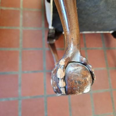 Clawfoot Upholstered Chair (O-JS)