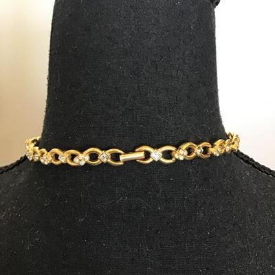 Vintage gold town rhinestone collar statement necklace very beautiful