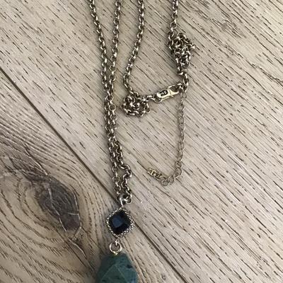 Beautiful vintage, Lucky Brand, gold plated, green, and black stone necklace