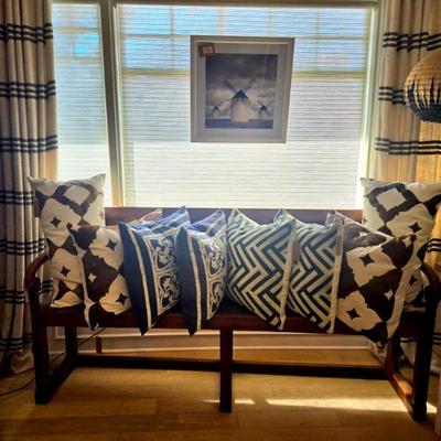 Sale Photo Thumbnail #31: Custm down pillows 