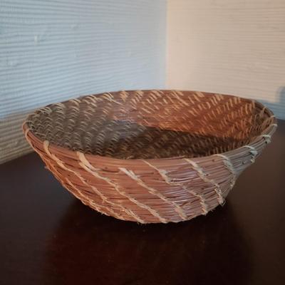 Sweet Grass Baskets (D-KD)