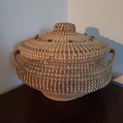 Sweet Grass Baskets (D-KD)