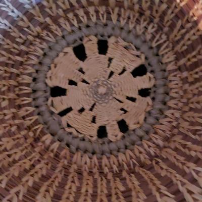 Sweet Grass Baskets (D-KD)