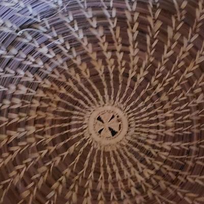 Sweet Grass Baskets (D-KD)