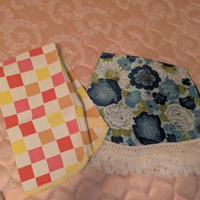 Vintage Round Tablecloths