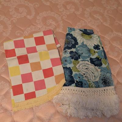 Vintage Round Tablecloths