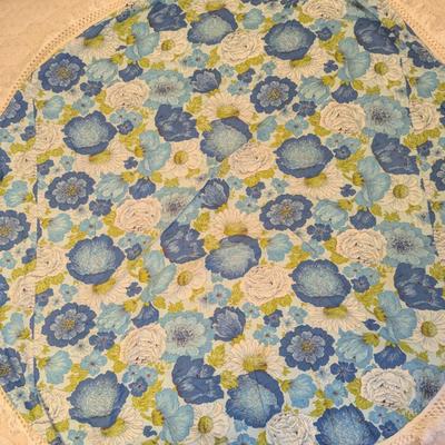 Vintage Round Tablecloths