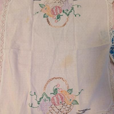 A Nice Lot of Linen Napkins, Dish Towels, Placemat, Vintage Apron, Table Runner.