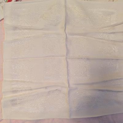 A Nice Lot of Linen Napkins, Dish Towels, Placemat, Vintage Apron, Table Runner.