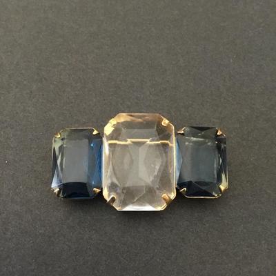 Vintage art deco, Avon, blue and colorless faux stone brooch