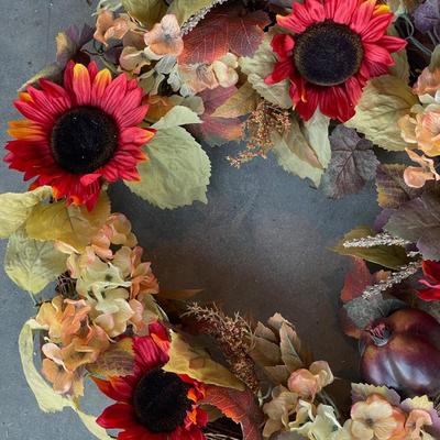 Sale Photo Thumbnail #261: Beautiful fall wreath