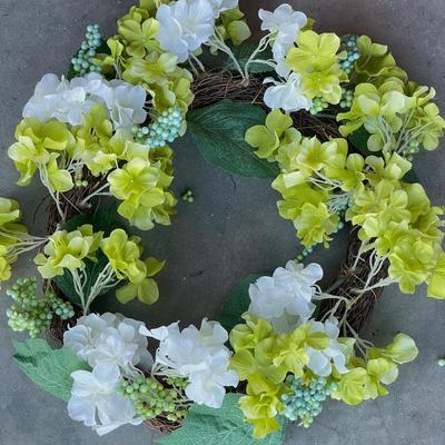 Sale Photo Thumbnail #263: beautiful green and white flowers wreath