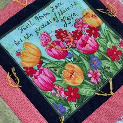 Sale Photo Thumbnail #267: Small hand made quilt