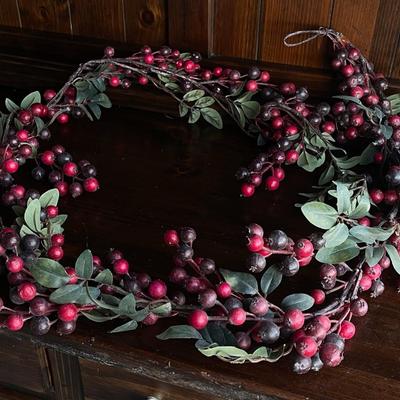 Sale Photo Thumbnail #274: Nice wreath