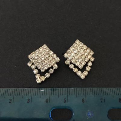 Vintage rhinestone dangle earrings