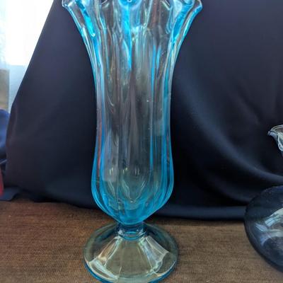 Six Beautiful Vintage Glass Vases.