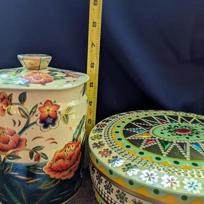 Vintage Baret Ware Tin