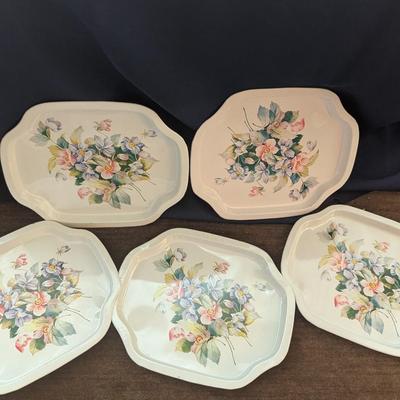 12 Assortment of Small Metal Trays.