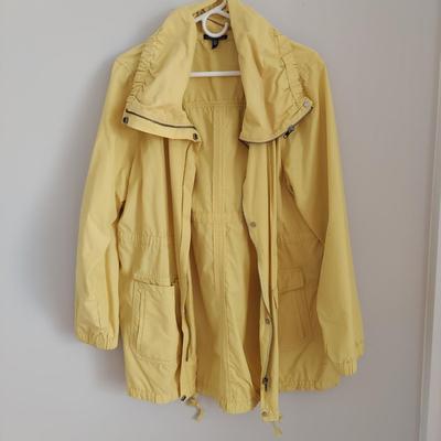 Casual Summer Clothes by Lilly Pulitzer & More (B2-BBL)