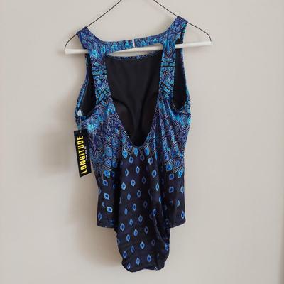 Casual Summer Clothes by Lilly Pulitzer & More (B2-BBL)