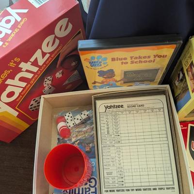 Games, Yahtzee, Uno, Simon
