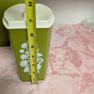 Avacodo Green Vintage Canister Set